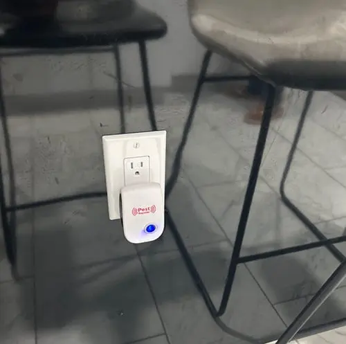 Ultrasonic Pest Resister customer Avery C.